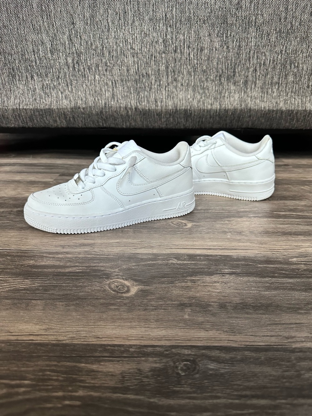 Nike Air Force 1 White Sneakers Youth Size 6.5 | Women’s 8